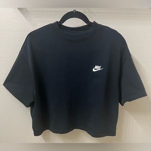 Nike Cropped Top Tee - Women’s Size XL